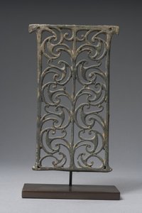 Romansk-keltisk gennembrudt plakette (bronze)